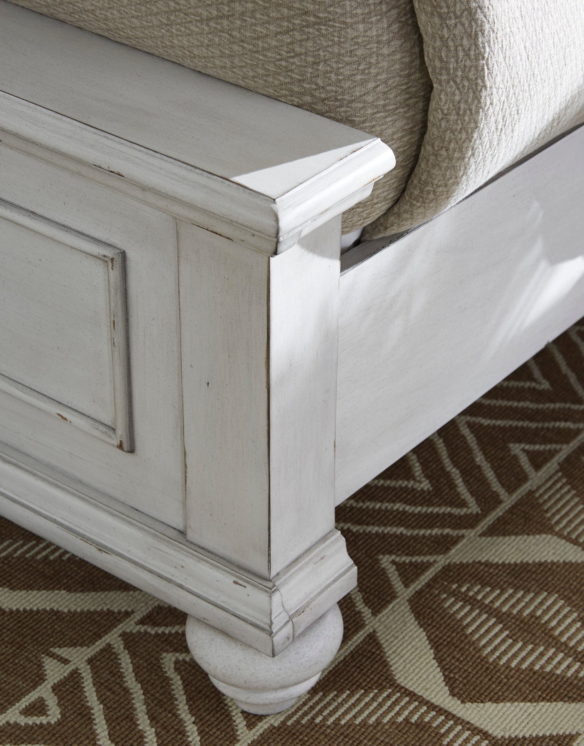 Kanwyn Whitewash Panel Bedroom Set - SET | B777-56 | B777-58 | B777-97 | B777-31 | B777-36 - Luna Furniture - Dallas Store