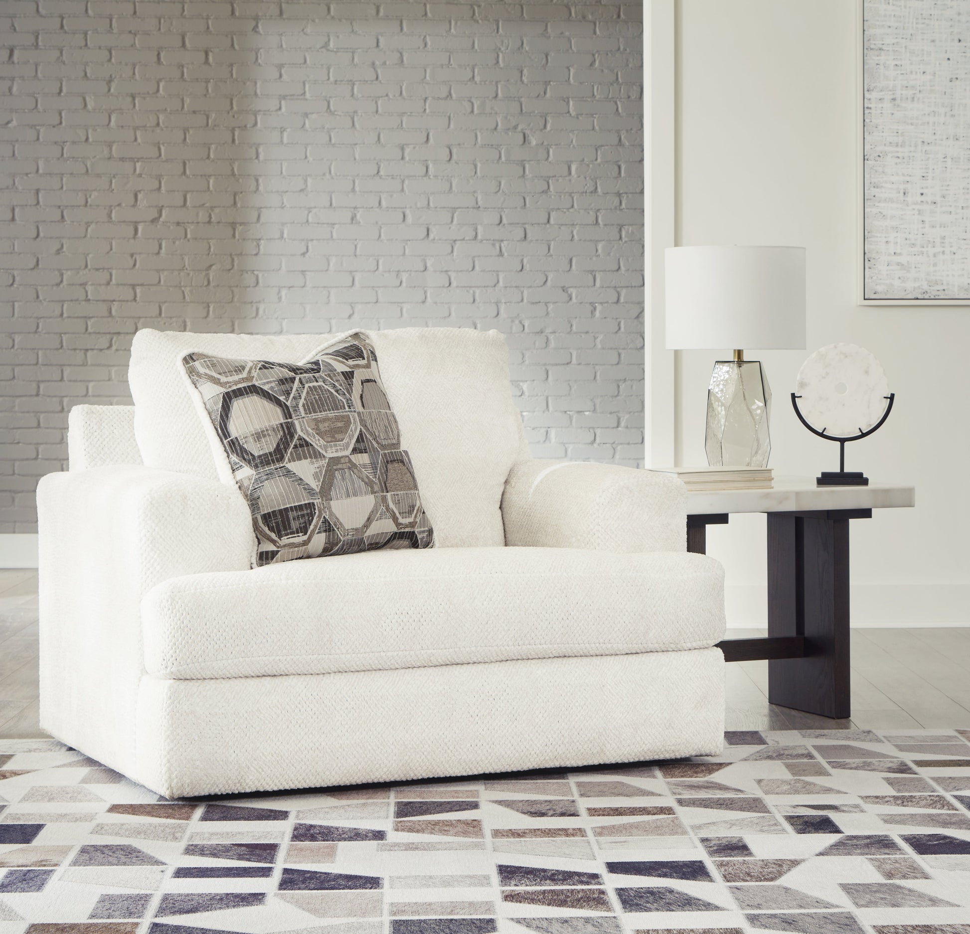 Karinne Linen Oversized Chair - 3140323 - Luna Furniture - Dallas Store