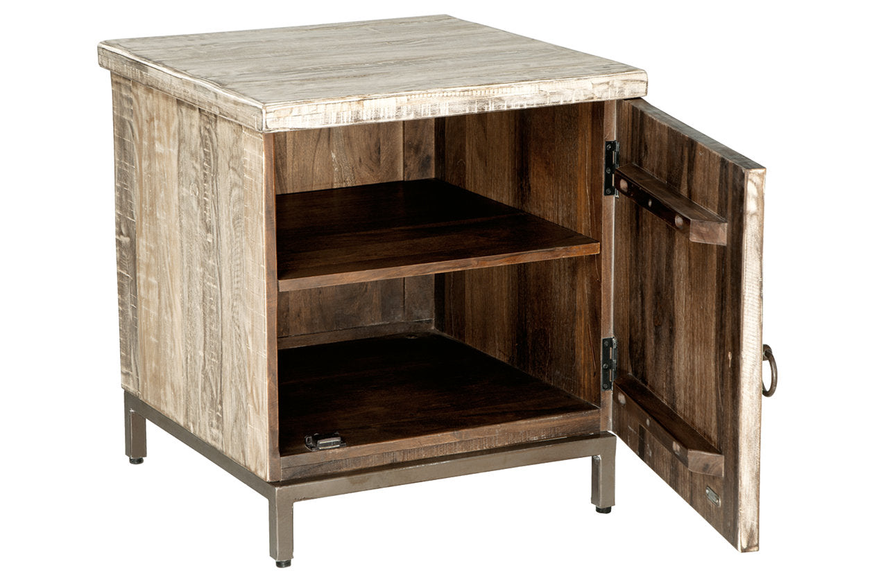 Laddford Whitewash Accent Cabinet - A4000506 - Luna Furniture - Dallas Store