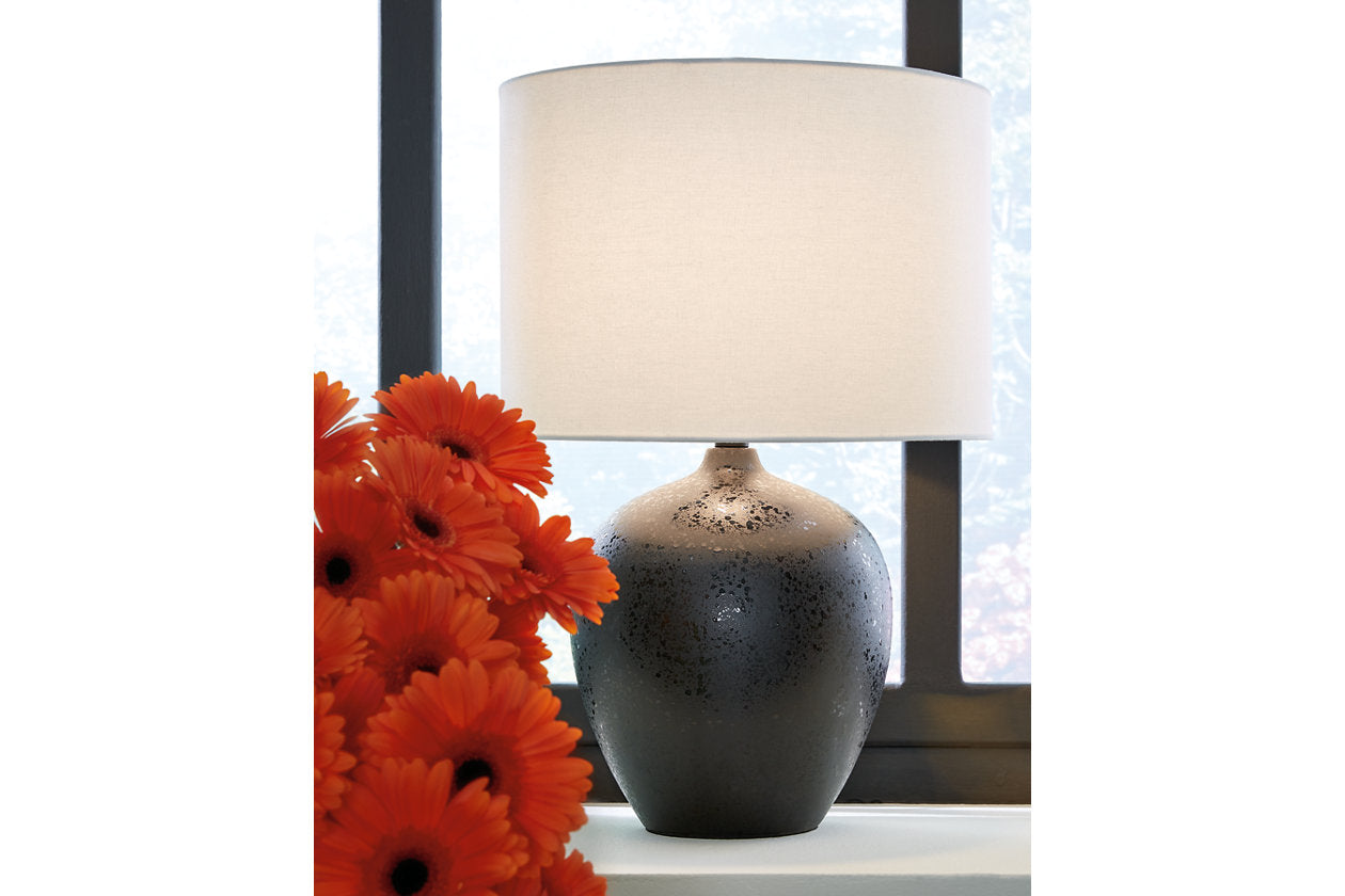 Ladstow Black Table Lamp - L123894 - Luna Furniture - Dallas Store