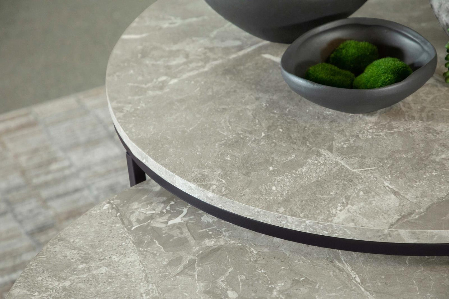 Lainey Gray/Gunmetal Round 2-Piece Nesting Coffee Table - 736028 - Luna Furniture - Dallas Store