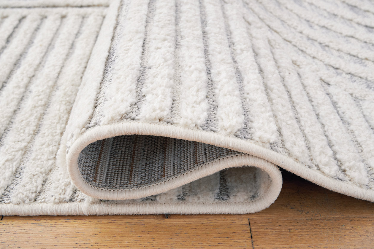Lambworth Gray/Cream Large Rug - R405341 - Luna Furniture - Dallas Store