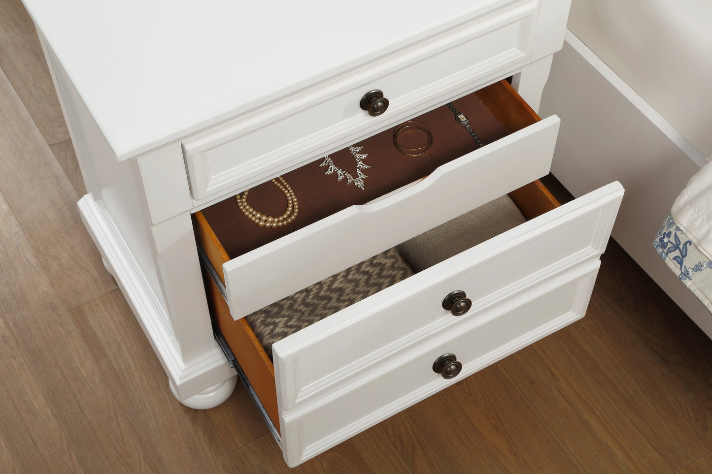 Laurelin White Sleigh Storage Platform Bedroom Set - SET | 1714KW-1 | 1714KW-2 | 1714W-3 | 1714W-5 | 1714W-6 | 1714W-4 | 1714W-9 - Luna Furniture - Dallas Store
