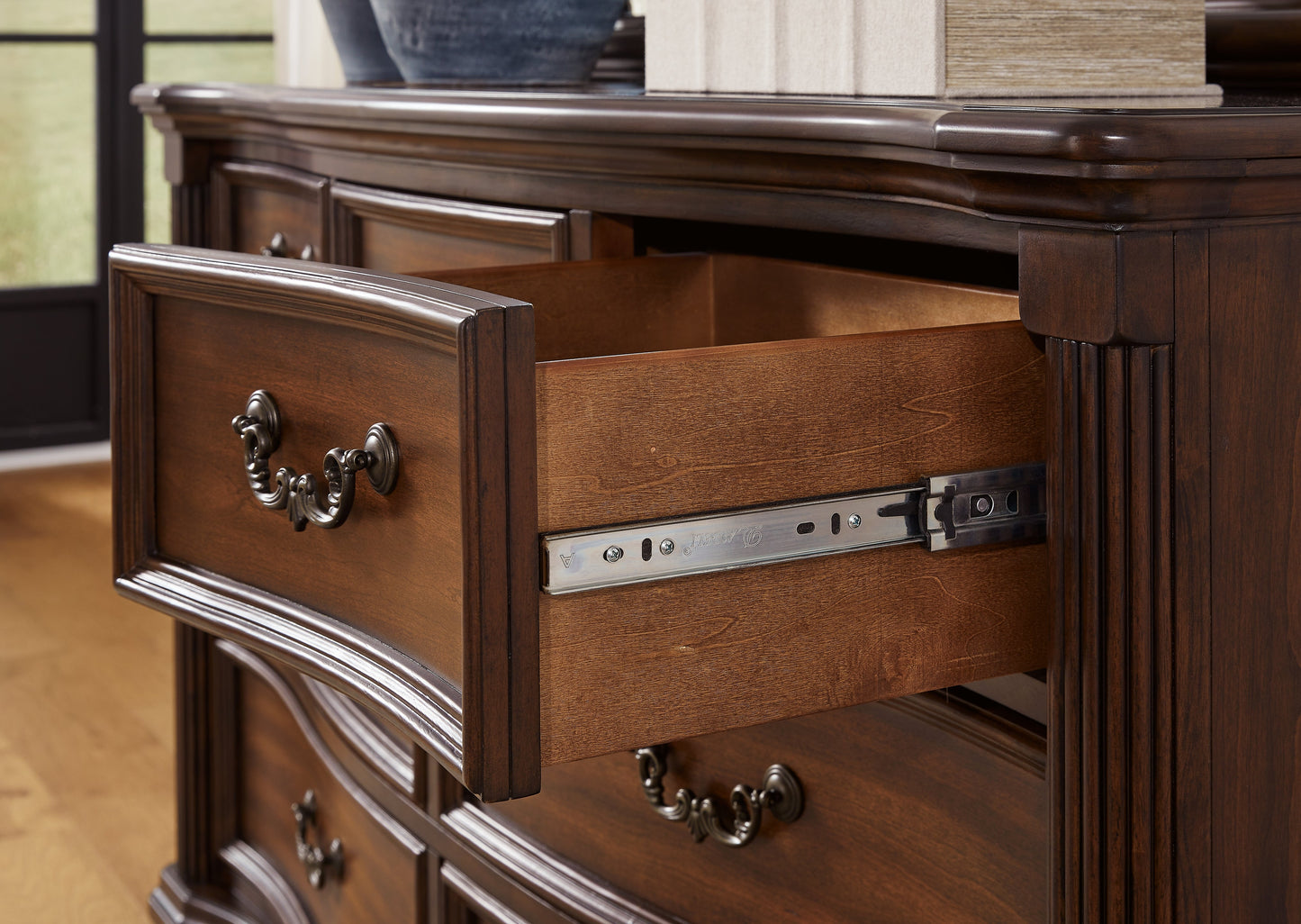 Lavinton Brown Dresser - B764-31 - Luna Furniture - Dallas Store