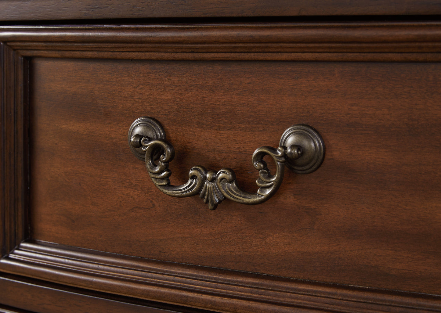 Lavinton Brown Dresser - B764-31 - Luna Furniture - Dallas Store