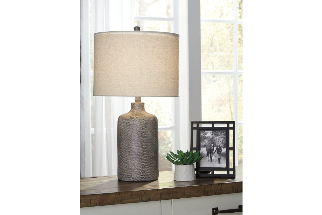 Linus Antique Black Table Lamp - L117964 - Luna Furniture - Dallas Store