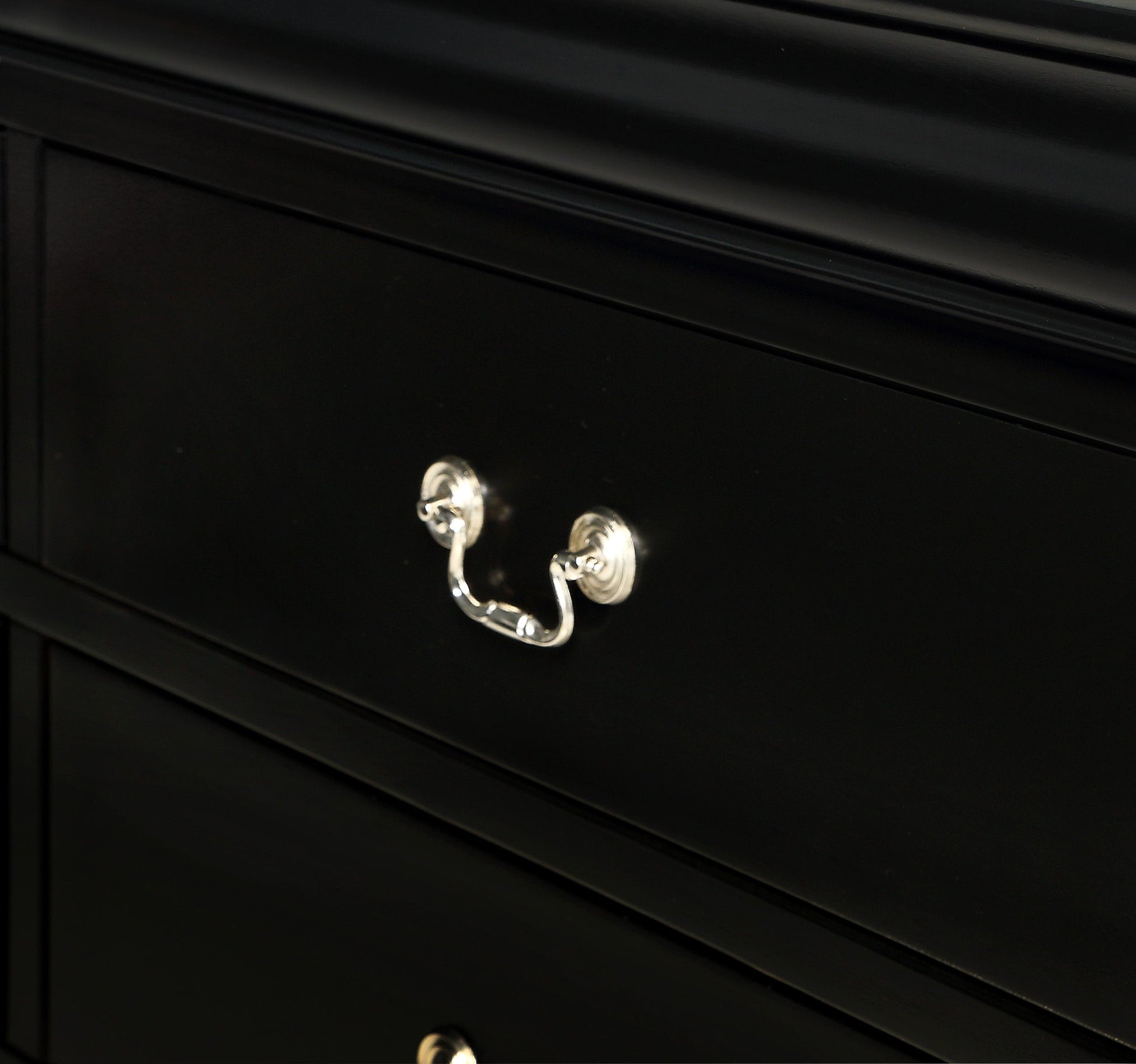 Louis Philip Black Sleigh Bedroom Set - SET | B3950-K-HBFB | B3950-K-RAIL | B3950-2 | B3950-4 - Luna Furniture - Dallas Store