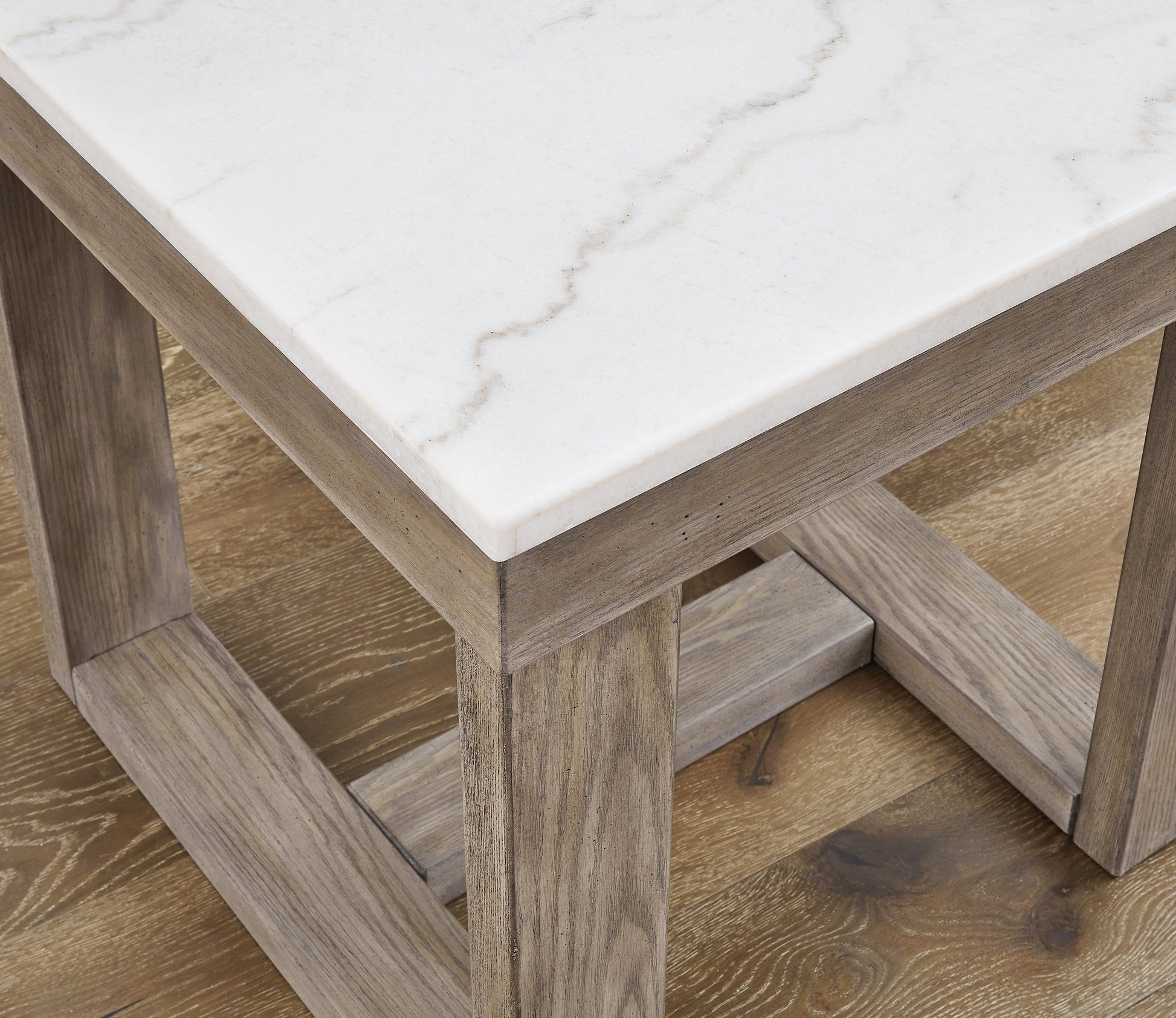 Loyaska Brown/Ivory End Table - T789-2 - Luna Furniture - Dallas Store
