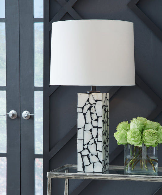 Macaria White/Black Table Lamp - L429044 - Luna Furniture - Dallas Store