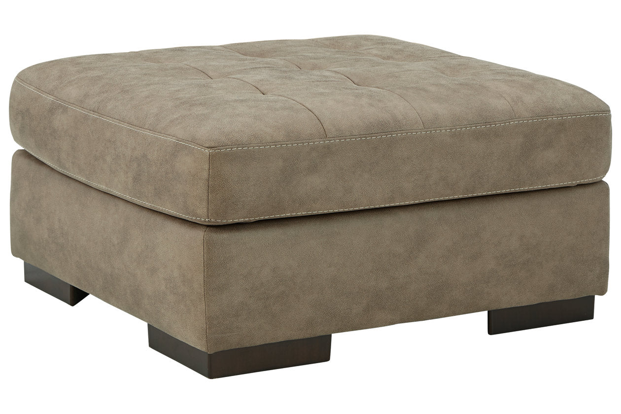 Maderla Pebble Oversized Accent Ottoman - 6200308 - Luna Furniture - Dallas Store