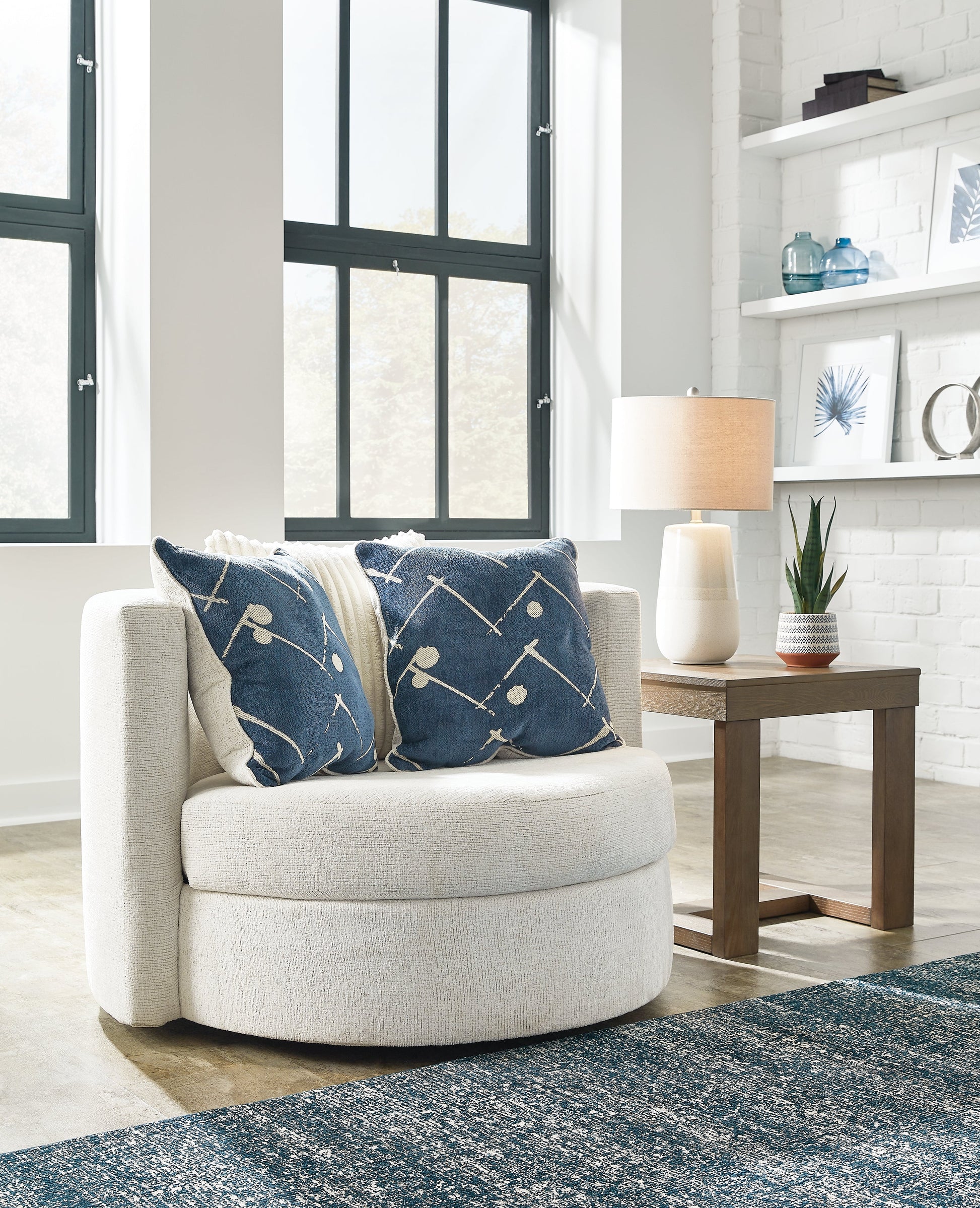 Padova Ivory Swivel Accent Chair - 3370644 - Luna Furniture - Dallas Store