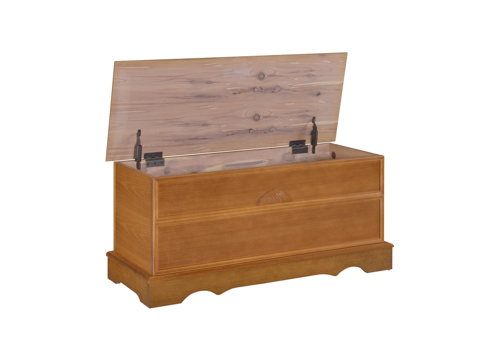 Paula Honey Rectangular Cedar Chest - 4695 - Luna Furniture - Dallas Store
