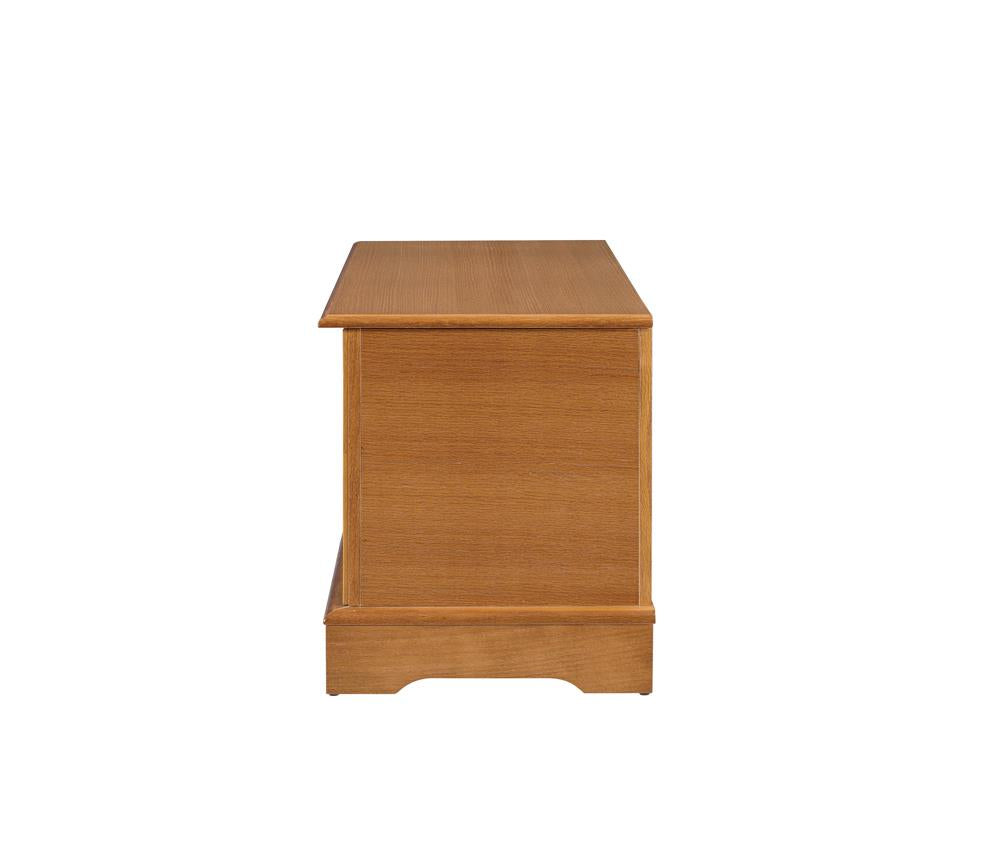 Paula Honey Rectangular Cedar Chest - 4695 - Luna Furniture - Dallas Store