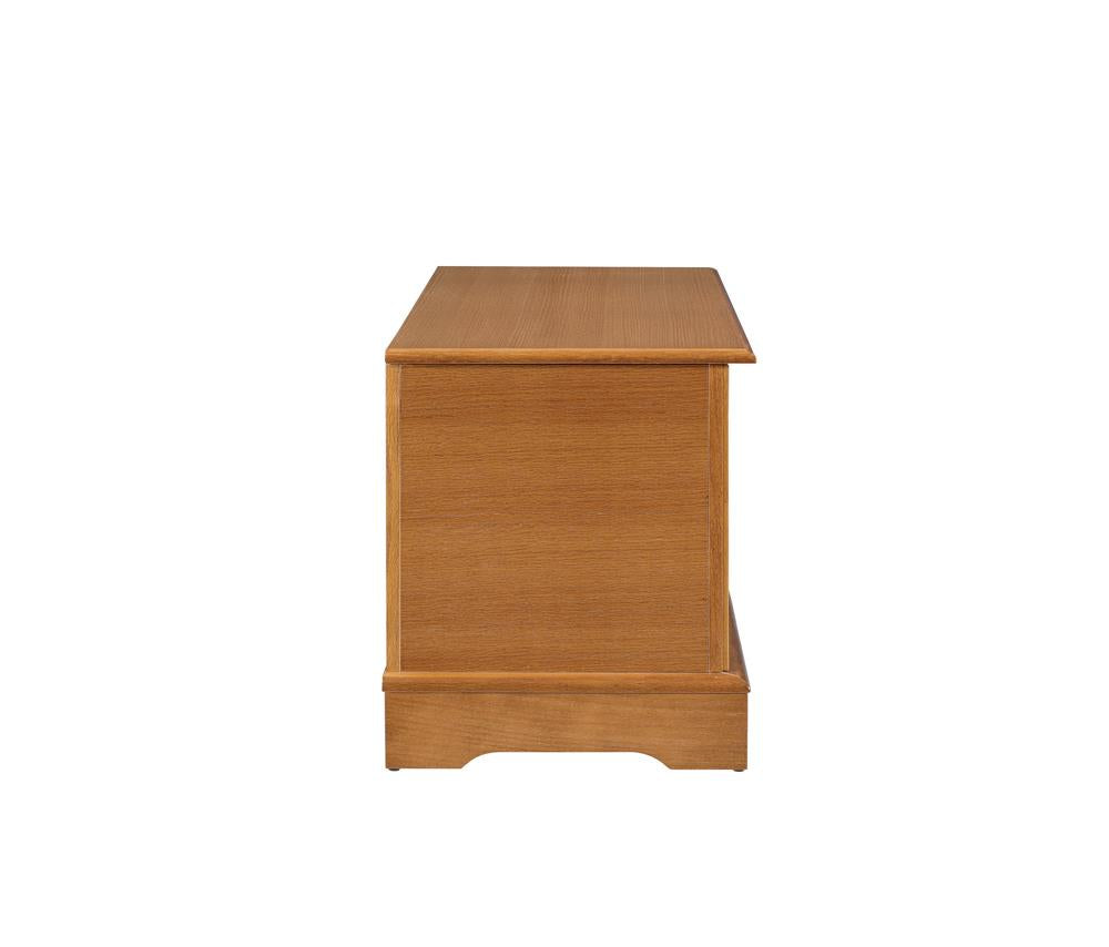 Paula Honey Rectangular Cedar Chest - 4695 - Luna Furniture - Dallas Store