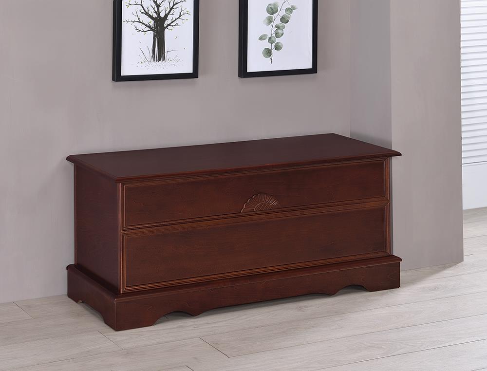 Paula Warm Brown Rectangular Cedar Chest - 4694 - Luna Furniture - Dallas Store