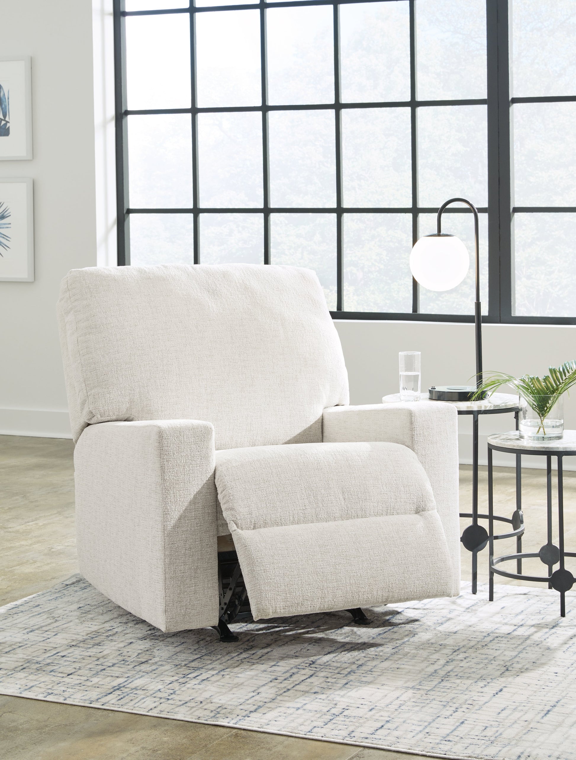 Rannis Snow Recliner - 5360325 - Luna Furniture - Dallas Store