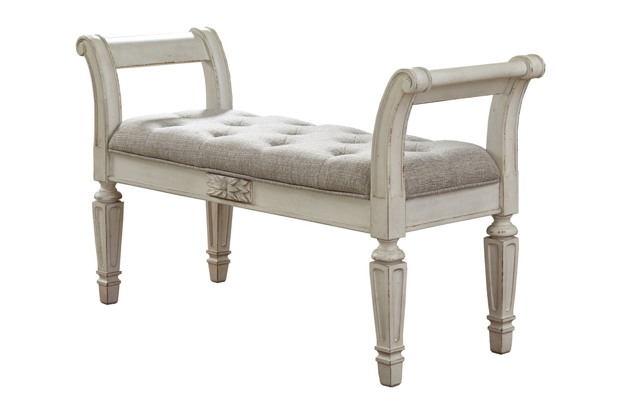 Realyn Antique White Accent Bench - A3000157 - Luna Furniture - Dallas Store