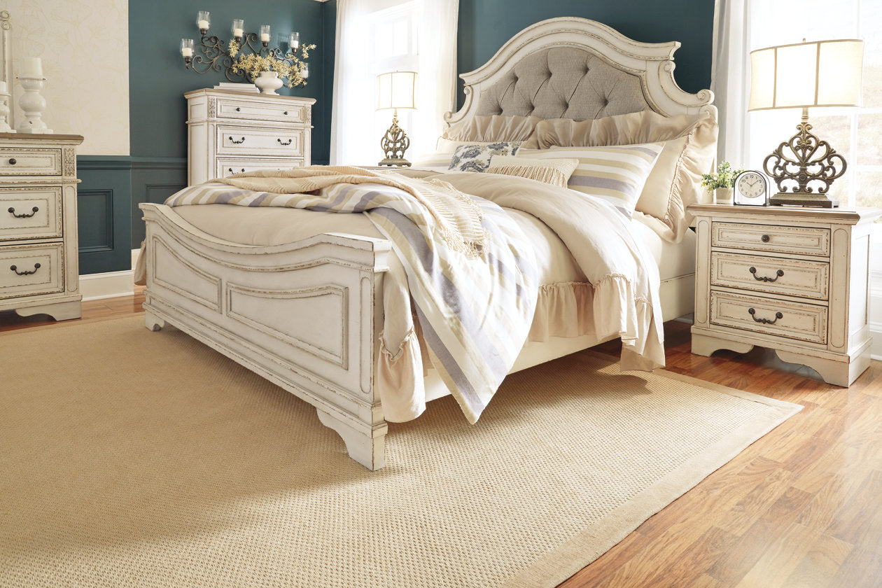 Realyn Chipped White King Upholstered Panel Bed - SET | B743-56 | B743-58 | B743-97 - Luna Furniture - Dallas Store