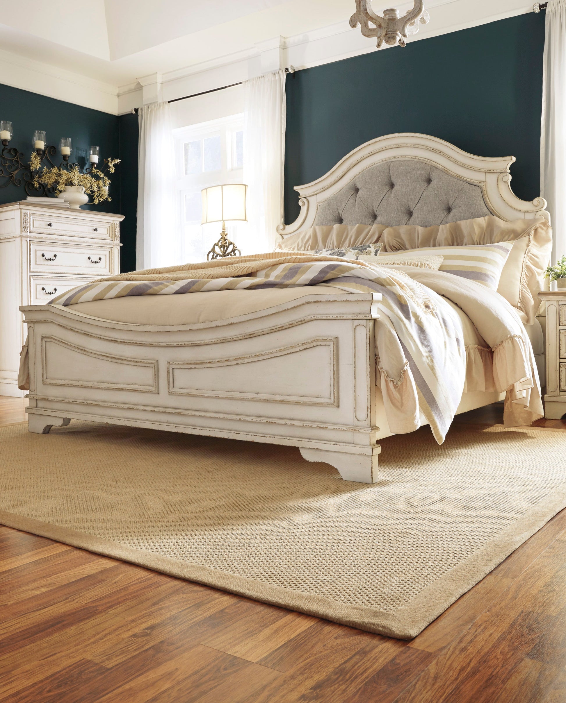 Realyn Chipped White Upholstered Panel Bedroom Set - SET | B743-54 | B743-57 | B743-96 | B743-31 | B743-36 - Luna Furniture - Dallas Store