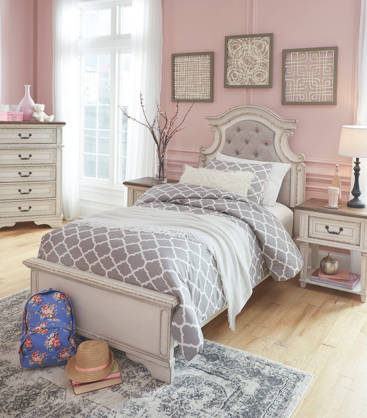 Realyn Chipped White Upholstered Panel Youth Bedroom Set - SET | B743-52 | B743-53 | B743-83 | B743-91 | B743-46 - Luna Furniture - Dallas Store