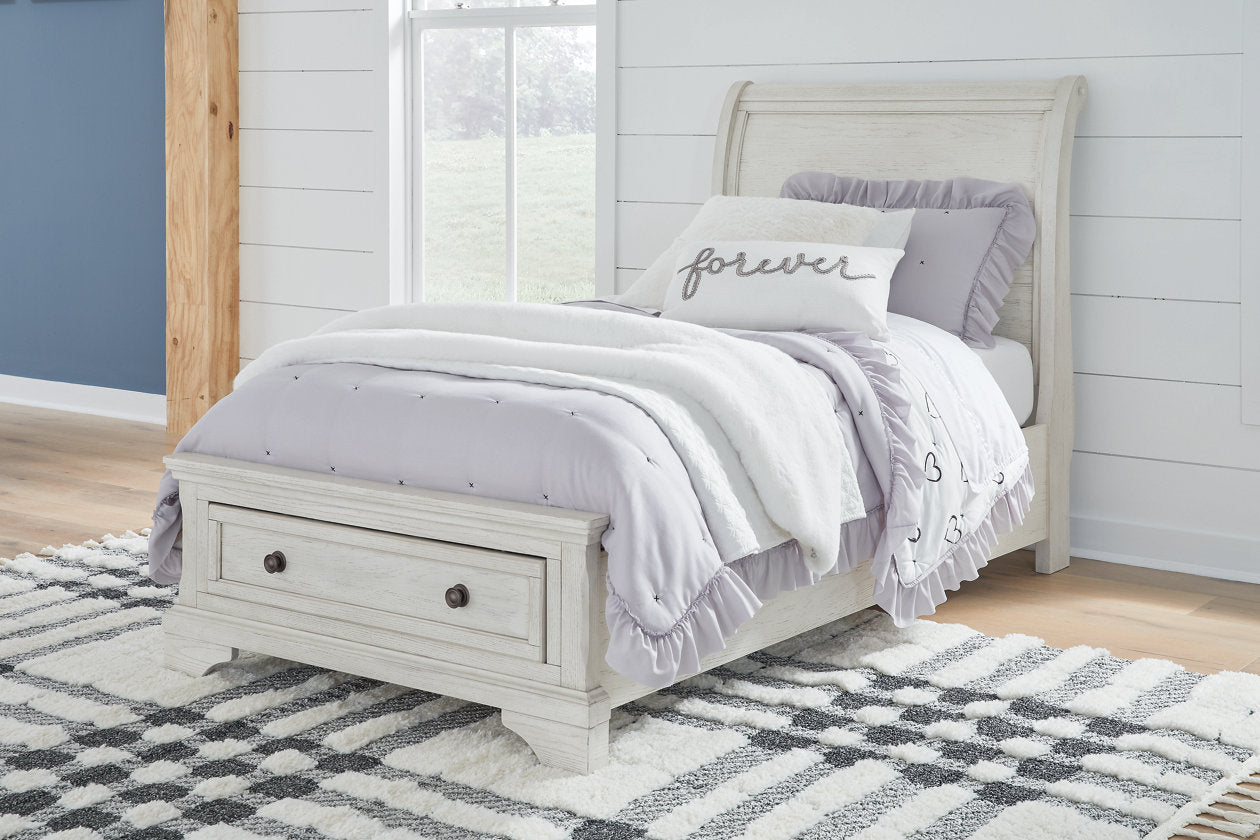 Robbinsdale Antique White Twin Sleigh Storage Bed - SET | B742-183 | B742-52S | B742-53 - Luna Furniture - Dallas Store