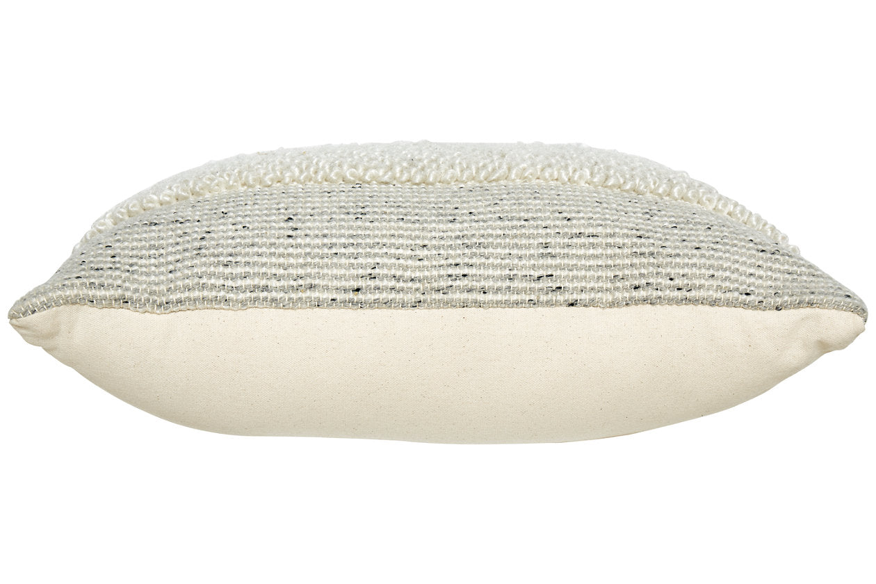 Rowcher Gray/White Pillow, Set of 4 - A1001004 - Luna Furniture - Dallas Store