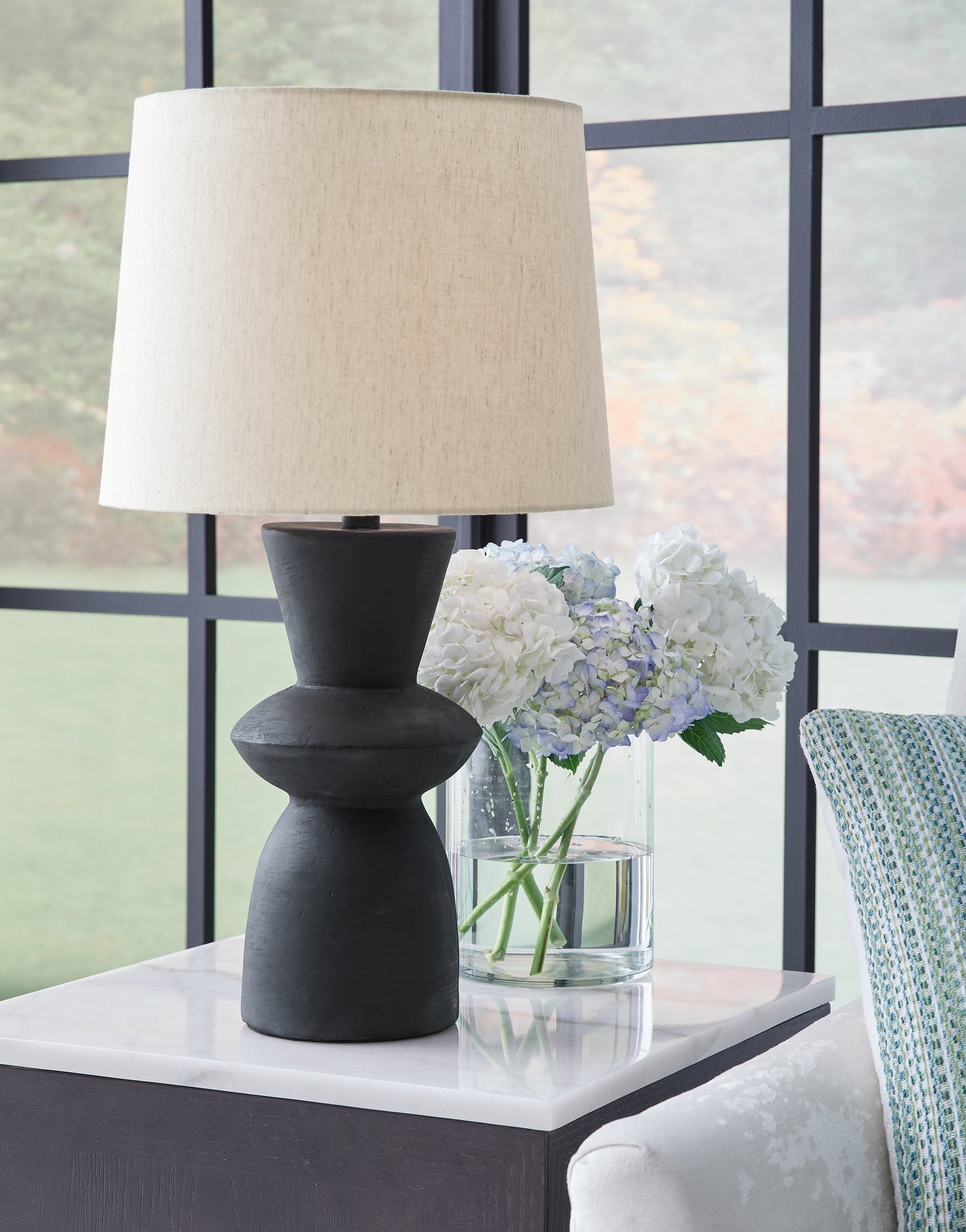 Scarbot Distressed Black Table Lamp (Set of 2) - L243354 - Luna Furniture - Dallas Store