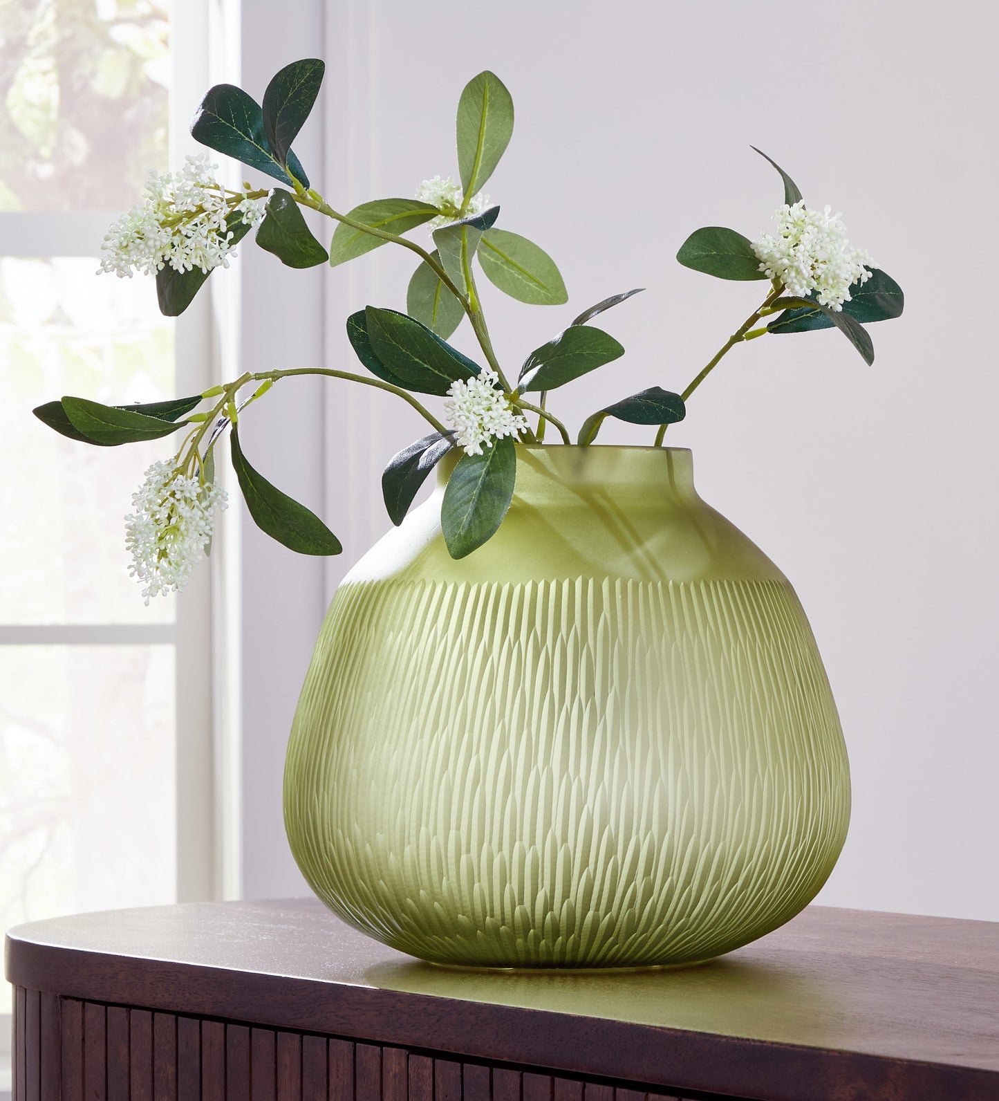 Scottyard Olive Green Vase - A2900007 - Luna Furniture - Dallas Store