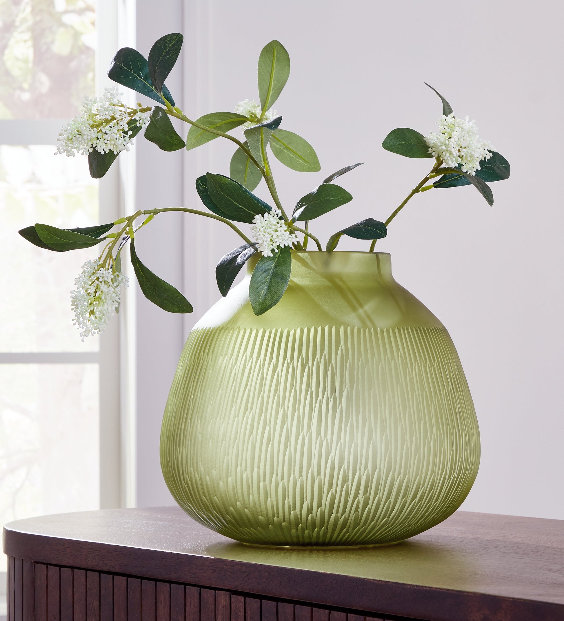 Scottyard Olive Green Vase - A2900007 - Luna Furniture - Dallas Store
