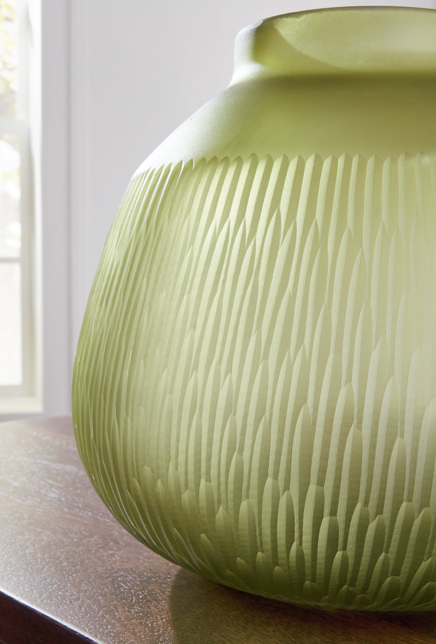 Scottyard Olive Green Vase - A2900007 - Luna Furniture - Dallas Store
