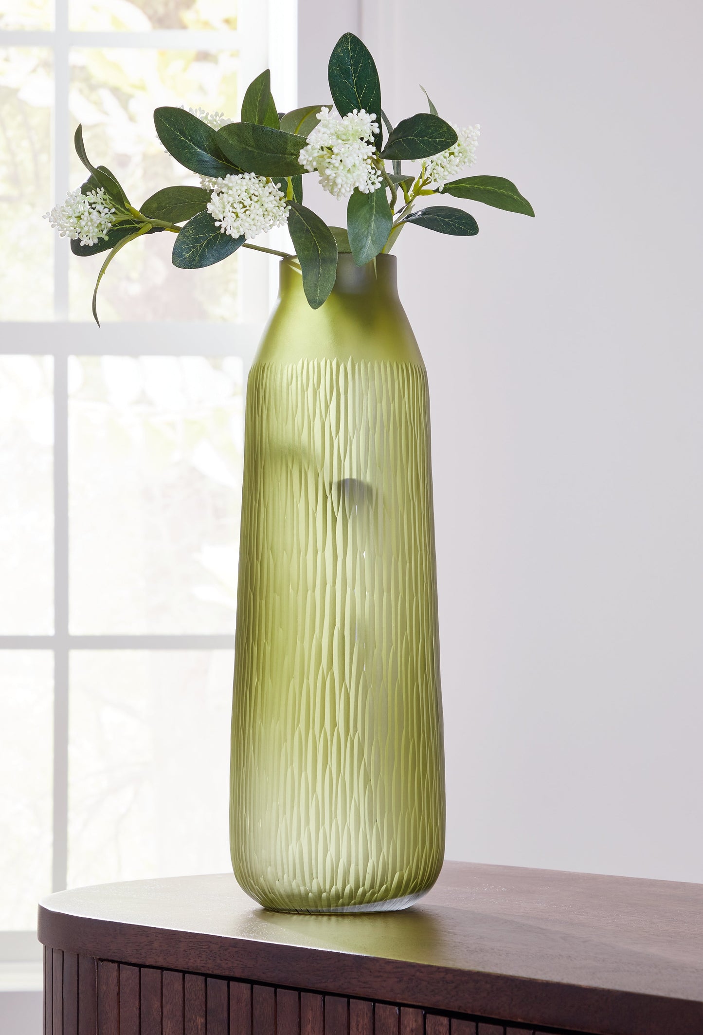Scottyard Olive Green Vase - A2900009 - Luna Furniture - Dallas Store