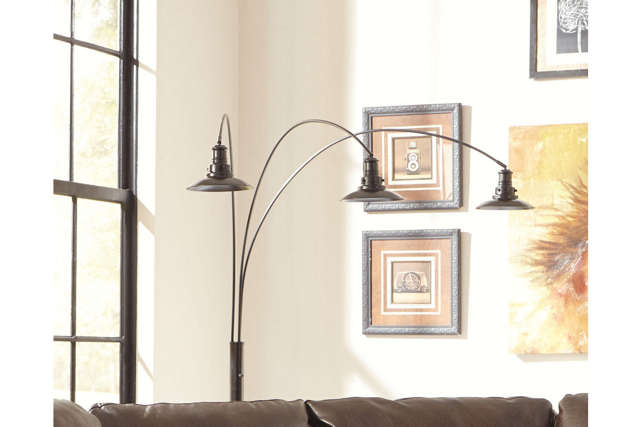 Sheriel Black Floor Lamp - L725059 - Luna Furniture - Dallas Store