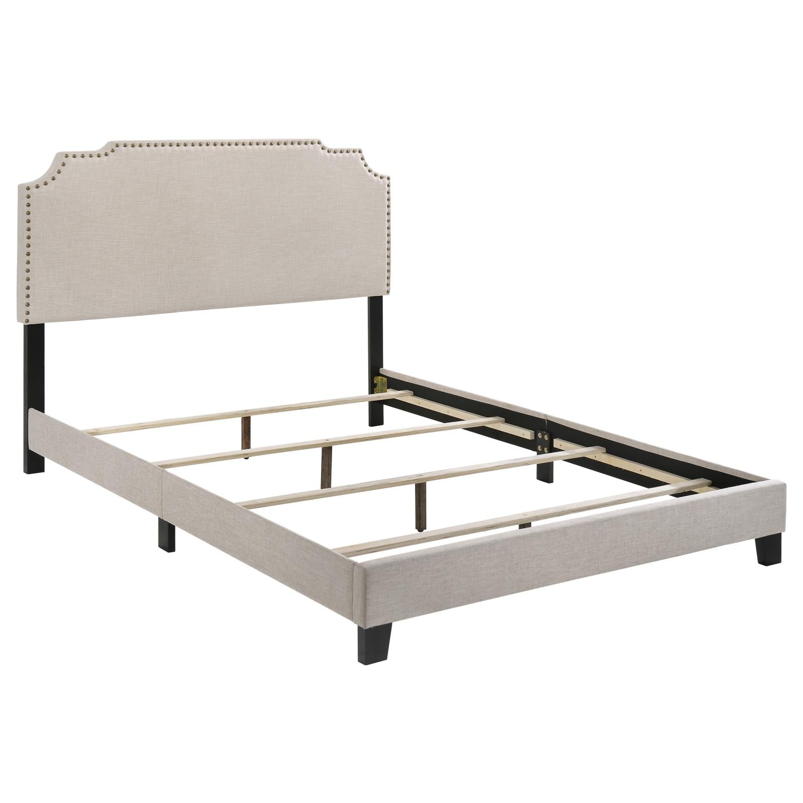 Tamarac Upholstered Nailhead Full Bed Beige - 310061F - Luna Furniture - Dallas Store
