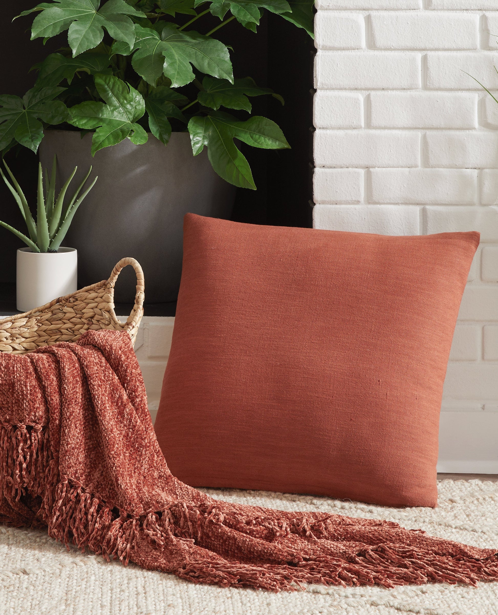 Thaneville Rust Pillow (Set of 4) - A1001043 - Luna Furniture - Dallas Store