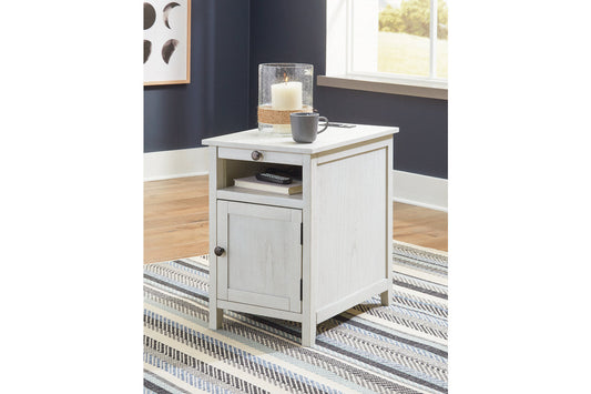 Treytown Antique White Chairside End Table - T300-517 - Luna Furniture - Dallas Store