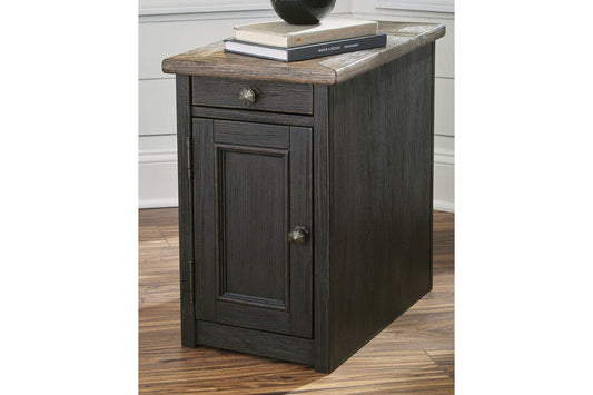 Tyler Creek Grayish Brown/Black Chairside End Table with USB Ports & Outlets - T736-7 - Luna Furniture - Dallas Store