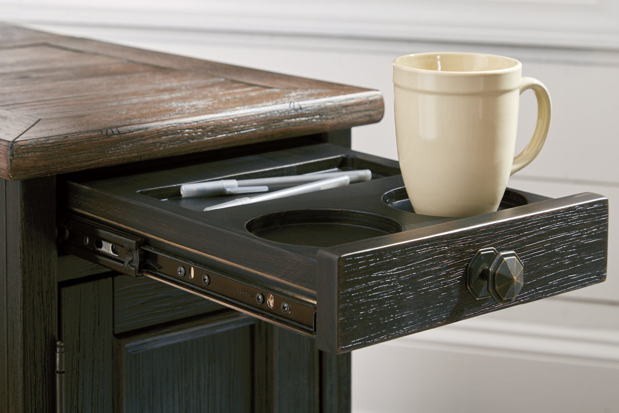 Tyler Creek Grayish Brown/Black Chairside End Table with USB Ports & Outlets - T736-7 - Luna Furniture - Dallas Store