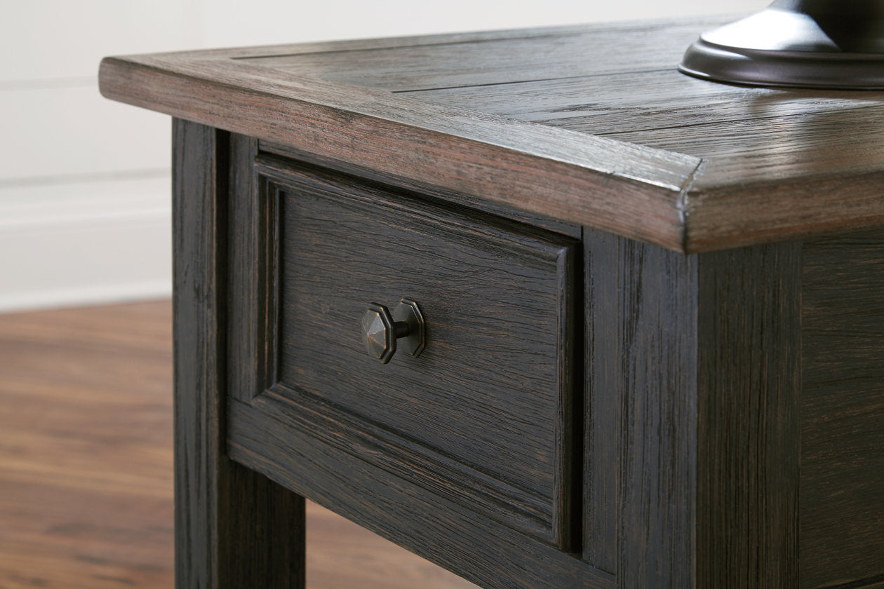 Tyler Creek Grayish Brown/Black End Table - T736-3 - Luna Furniture - Dallas Store