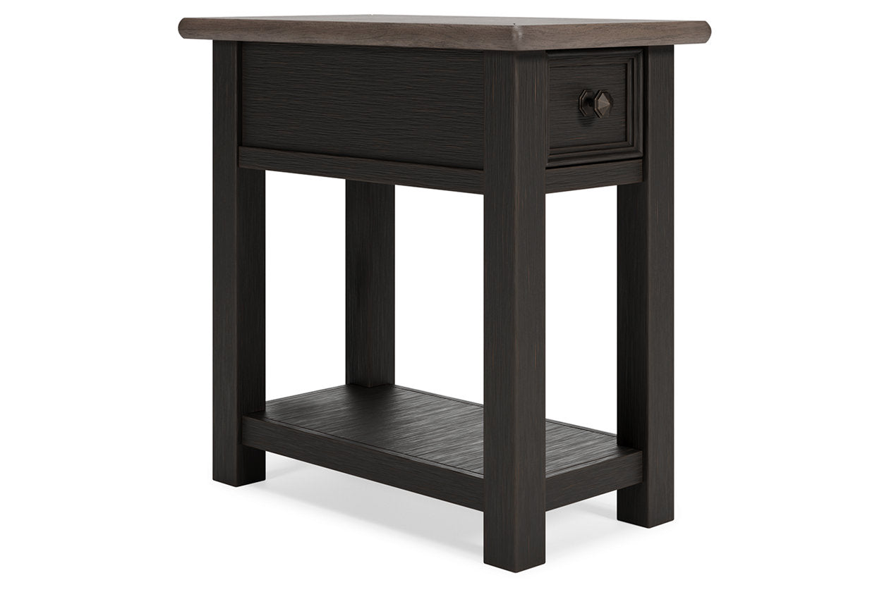 Tyler Creek Two-tone Chairside End Table - T736-107 - Luna Furniture - Dallas Store