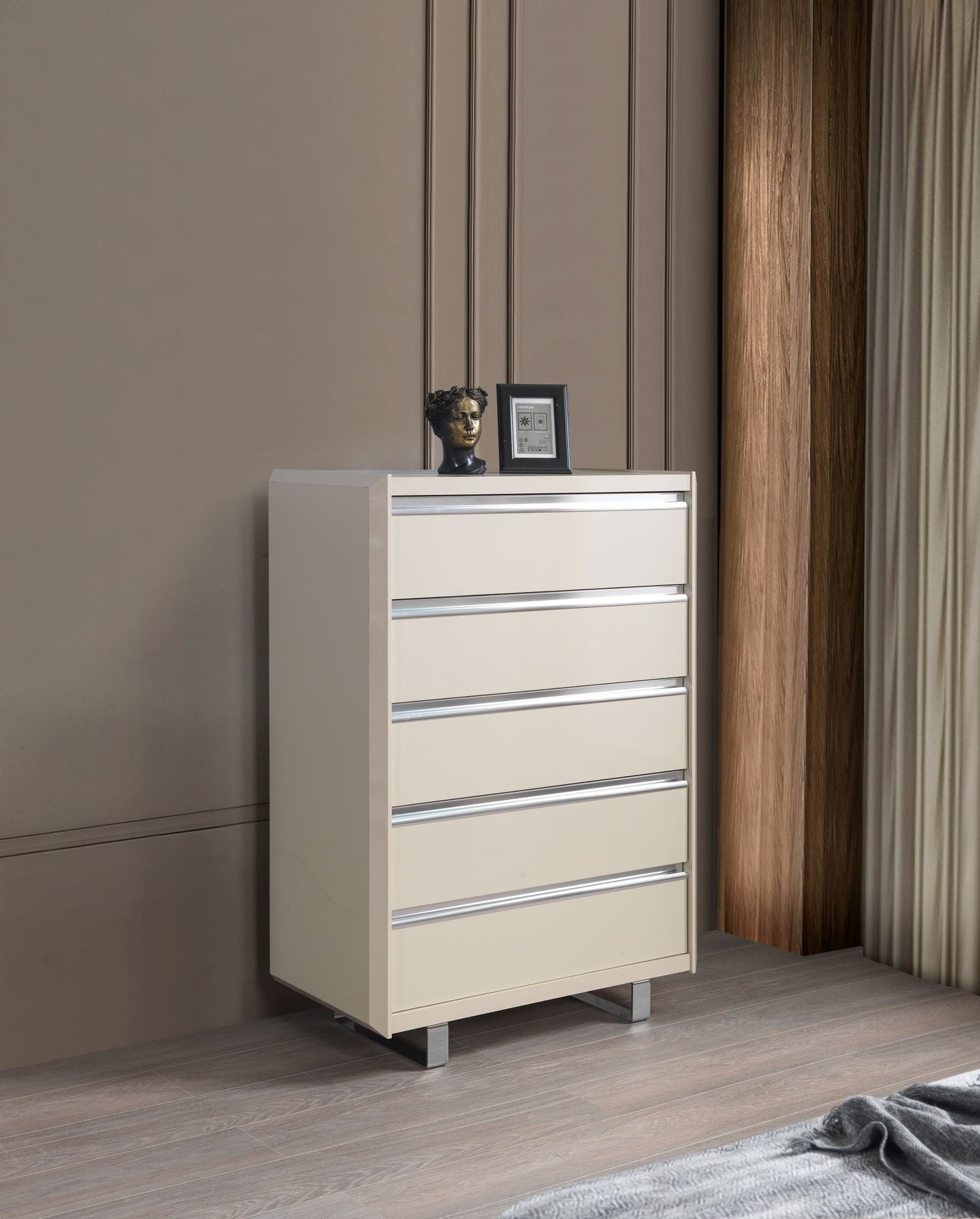 Viola Cream High Gloss Lacquer 4-Piece Queen Bedroom Set - VIOLABEDROOM-4PCQ - Luna Furniture - Dallas Store