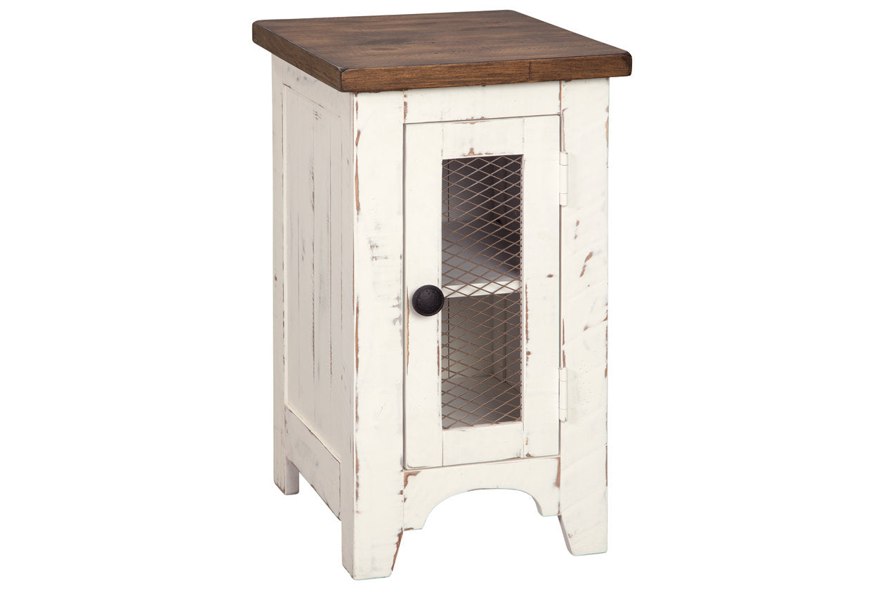 Wystfield White/Brown Chairside End Table - T459-7 - Luna Furniture - Dallas Store